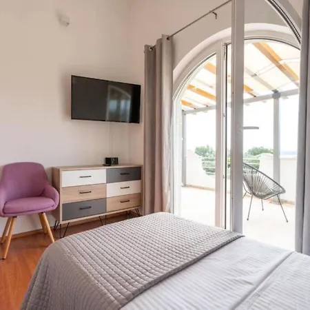 Holiday home Holiday Home Villa Kastel Novi