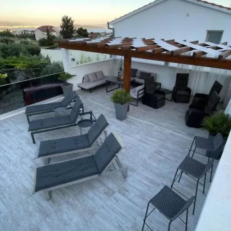 Holiday home Holiday Home Villa Kastel Novi