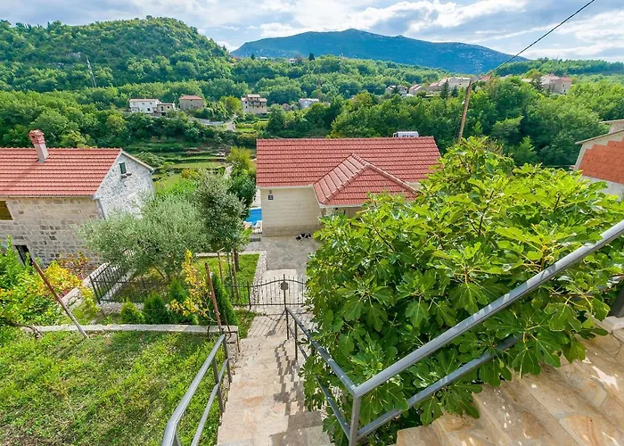 Villa Holiday Home Zvecanje 别墅 Zvecanje