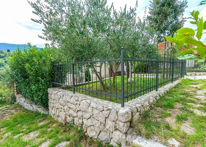 Villa Holiday Home Zvecanje *